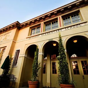 https://mcmenamins-kennedy-school.portland-hotels.info